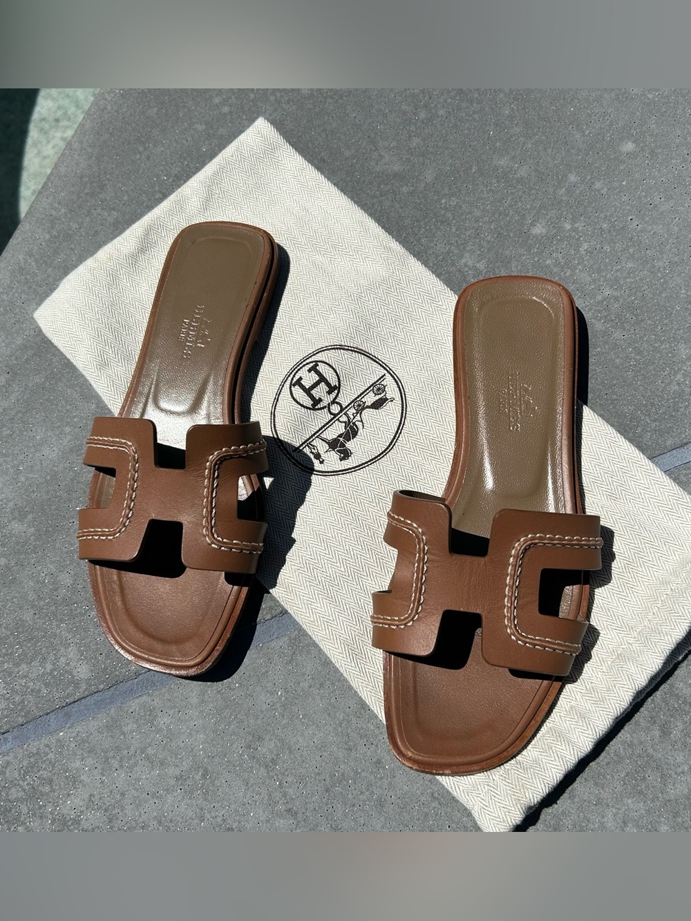 VINTAGE HERMES Brown Oran Sandals Sz 36 AUTHENTIC